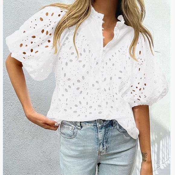 Pretty Garden Eyelet Short Lantern Puffy Sleeve  Blouse White Size Medium - Picture 7 of 7